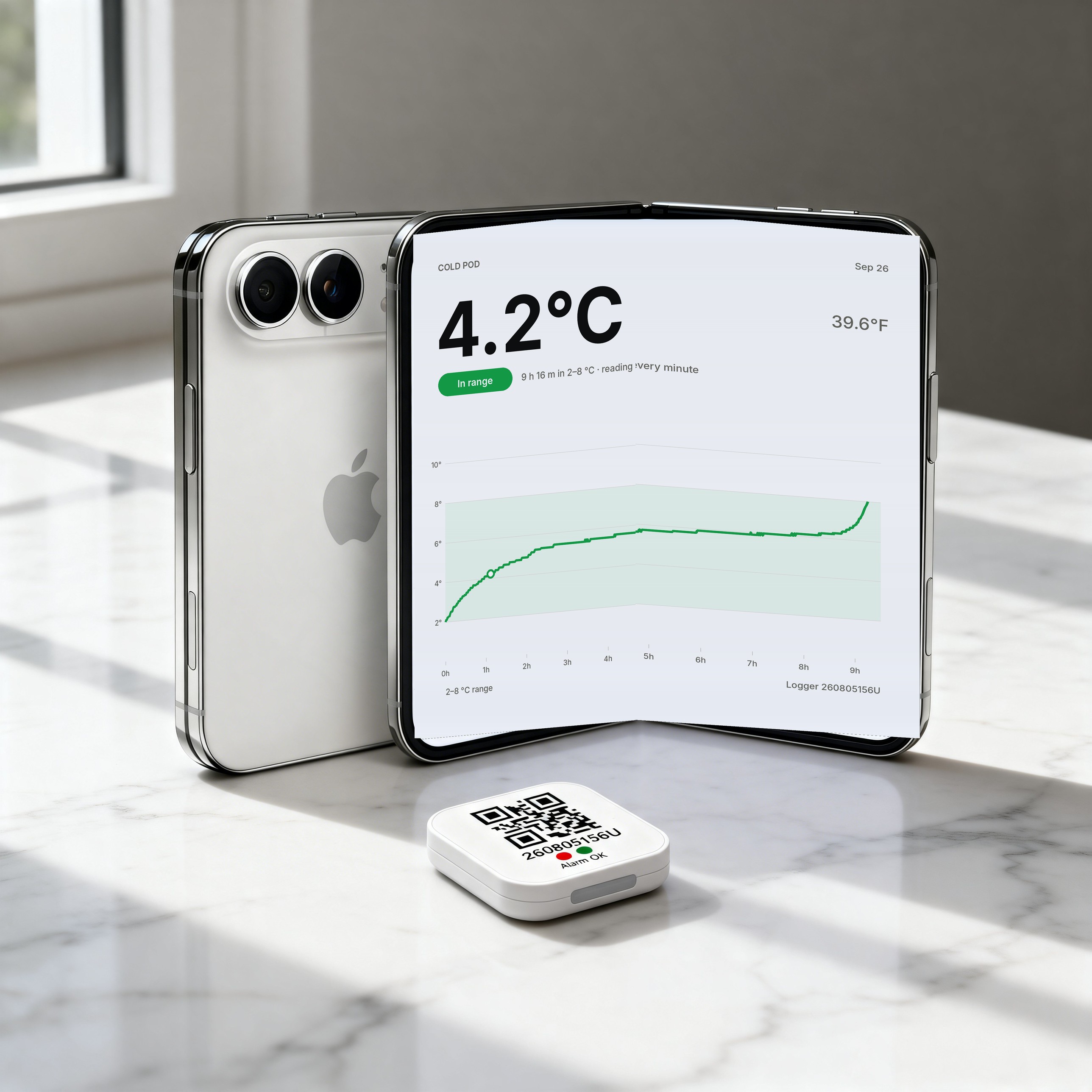 Phone showing a Cold Pod log: 4.2 °C, in range, 9 h 16 m inside 2–8 °C, next to the Bluetooth logger
